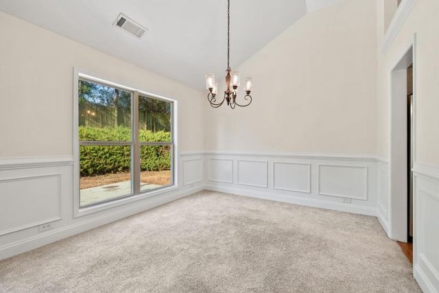 738 York View Drive, Auburn, GA 30011