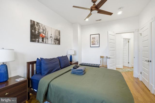 1004 11TH ST NE, Washington, DC 20002