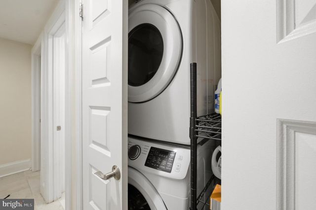 1004 11TH ST NE, Washington, DC 20002