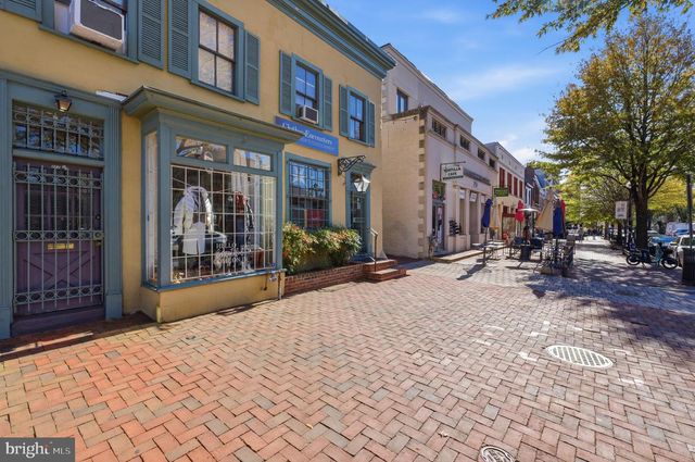 1004 11TH ST NE, Washington, DC 20002