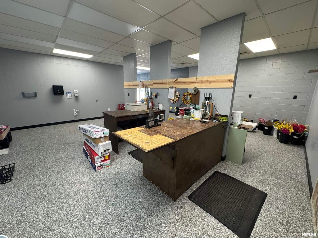 Image 21 of property listing at 705 S POPLAR Street, Centralia, IL 62801