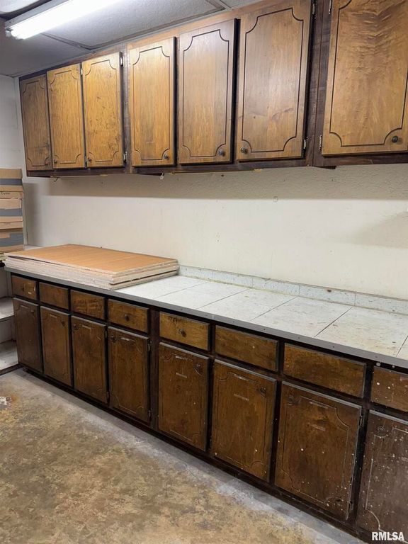 Image 37 of property listing at 705 S POPLAR Street, Centralia, IL 62801