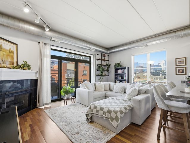 1155 W Madison Street 511, Chicago, IL 60607