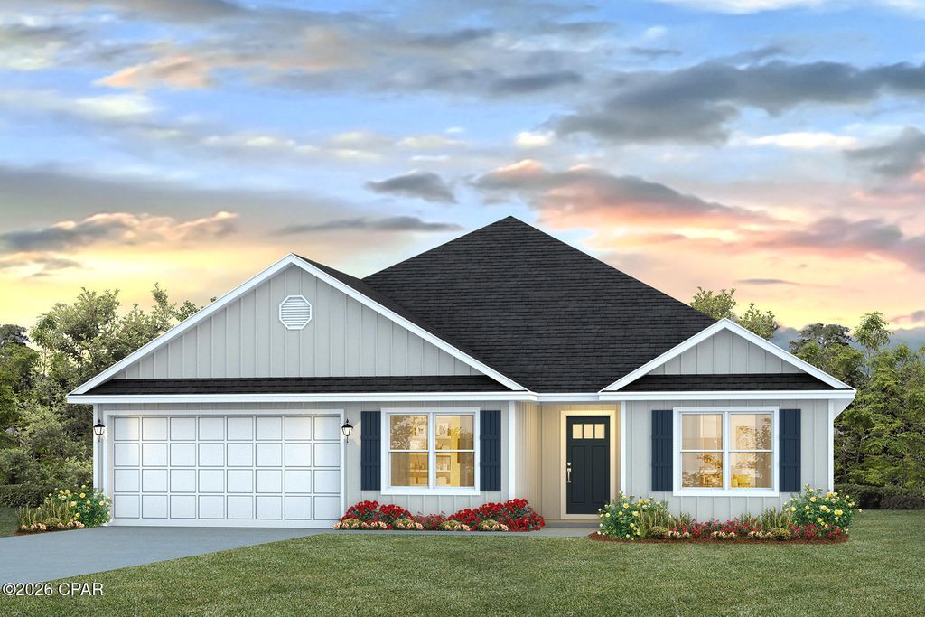 1585 Fountain Court, Chipley, FL 32428