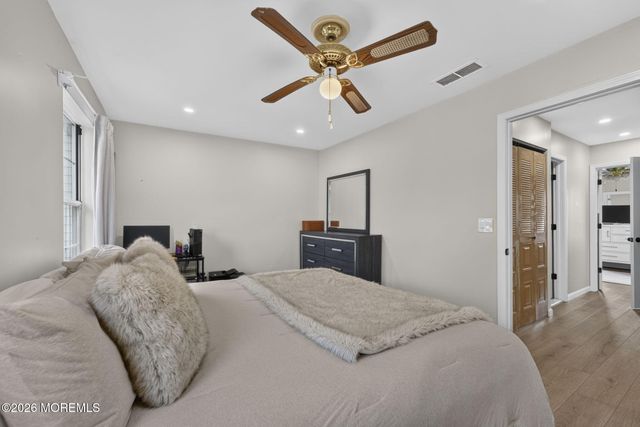 80 Rita Lane, Jackson, NJ 08527