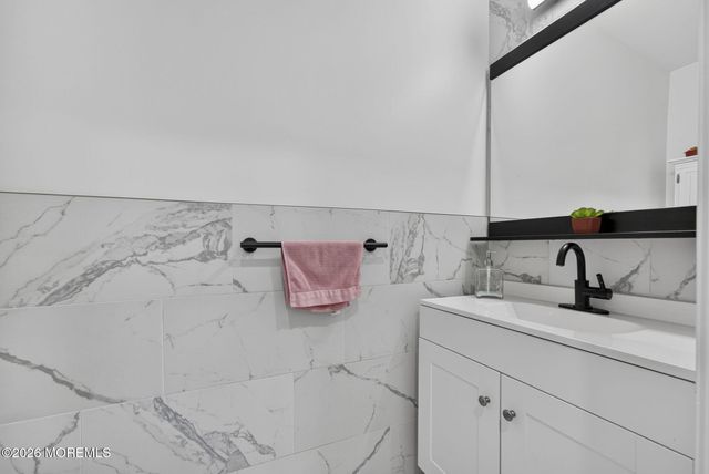 80 Rita Lane, Jackson, NJ 08527