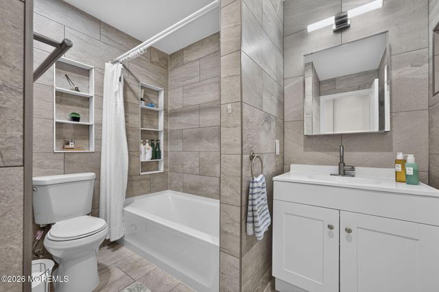 80 Rita Lane, Jackson, NJ 08527