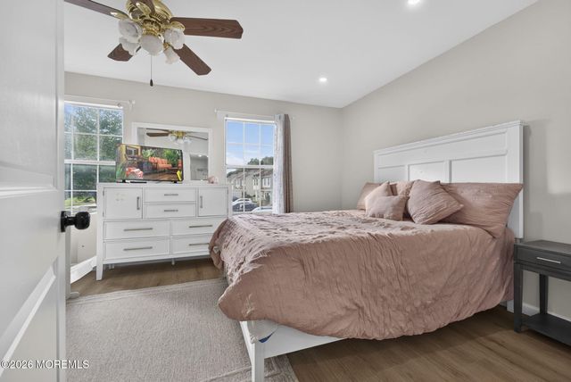 80 Rita Lane, Jackson, NJ 08527
