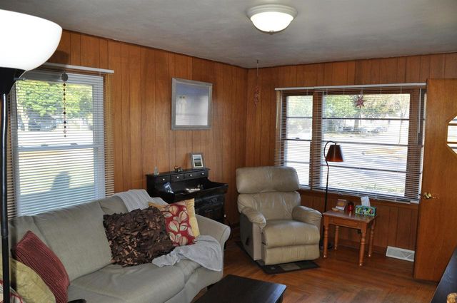 204 E Madison Street, Spring Green, WI 53588