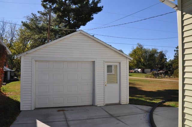 204 E Madison Street, Spring Green, WI 53588