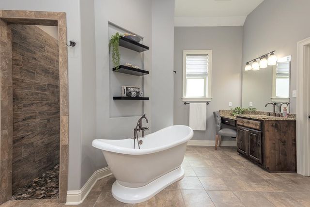 110 GREEN MEADOWS BLVD, Munford, TN 38058