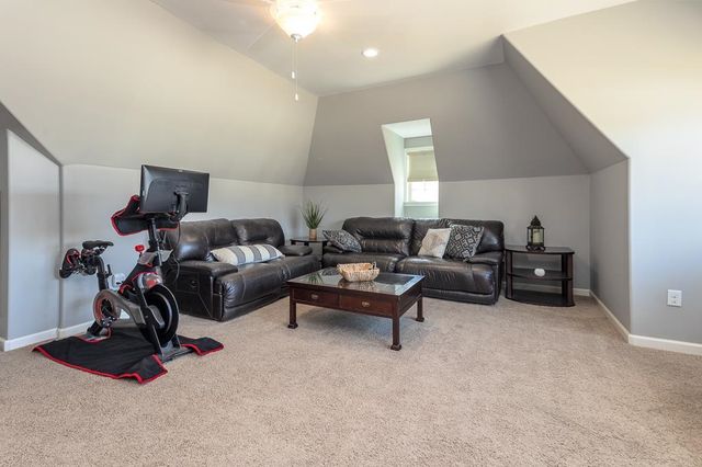 110 GREEN MEADOWS BLVD, Munford, TN 38058