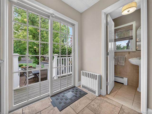 3 Hillside Avenue, Suffern, NY 10901