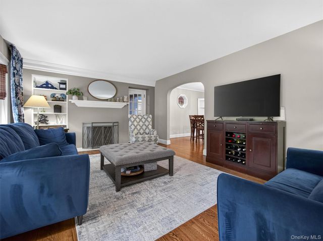3 Hillside Avenue, Suffern, NY 10901