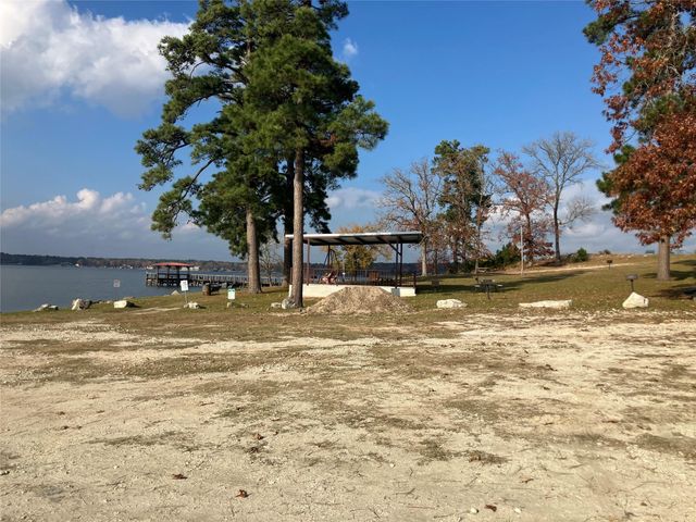 242 Elm Trail, Trinity, TX 75862