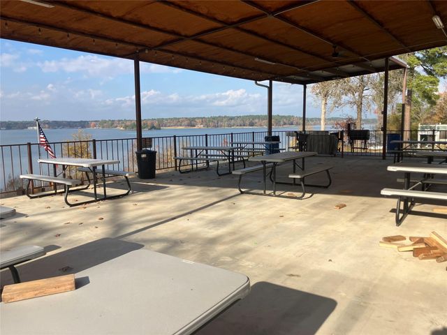 242 Elm Trail, Trinity, TX 75862