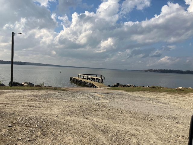 242 Elm Trail, Trinity, TX 75862