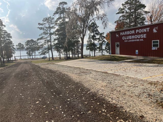 242 Elm Trail, Trinity, TX 75862