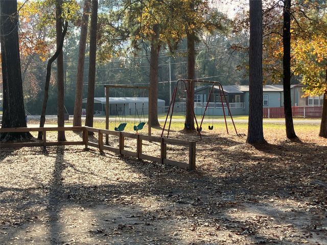 242 Elm Trail, Trinity, TX 75862