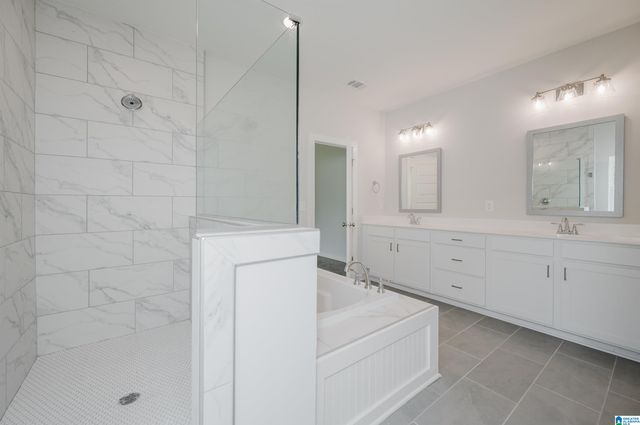 436 WISHFORD CIRCLE, Helena, AL 35080