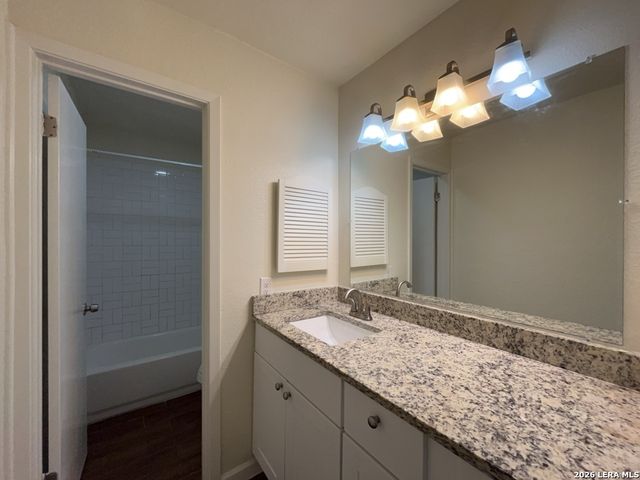 7550 Ledgebrook Drive, San Antonio, TX 78244