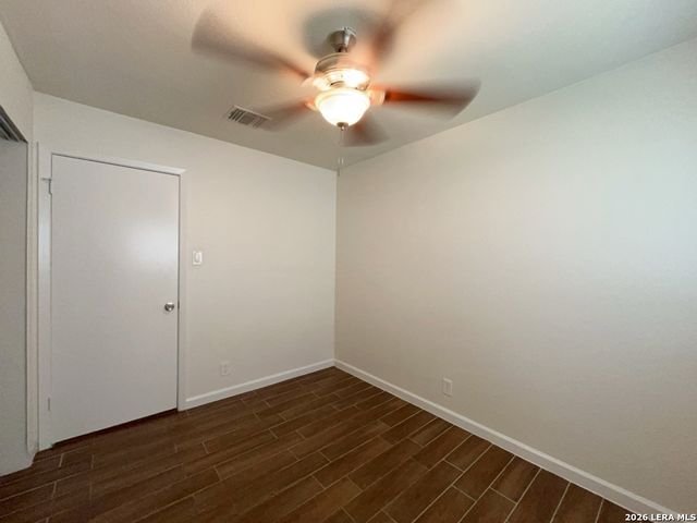7550 Ledgebrook Drive, San Antonio, TX 78244