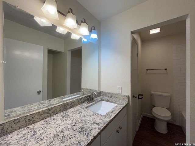 7550 Ledgebrook Drive, San Antonio, TX 78244