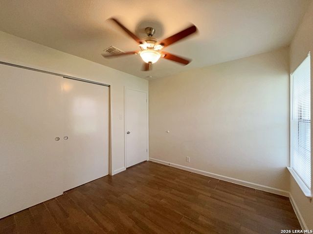 7550 Ledgebrook Drive, San Antonio, TX 78244