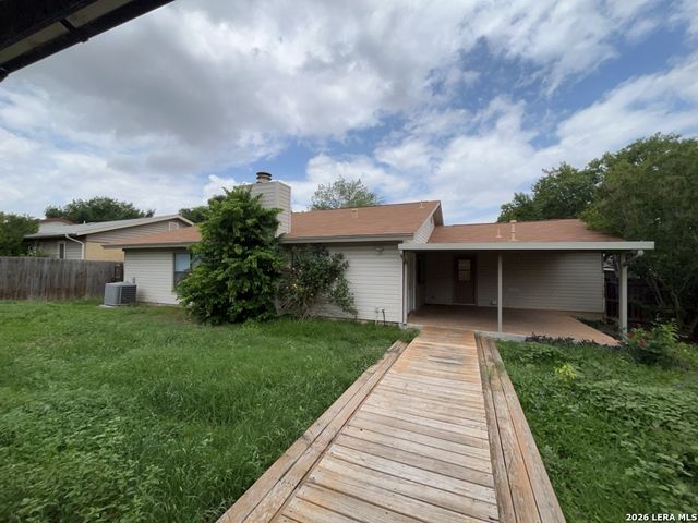 7550 Ledgebrook Drive, San Antonio, TX 78244