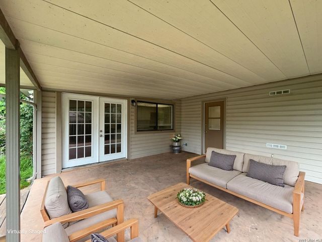 7550 Ledgebrook Drive, San Antonio, TX 78244