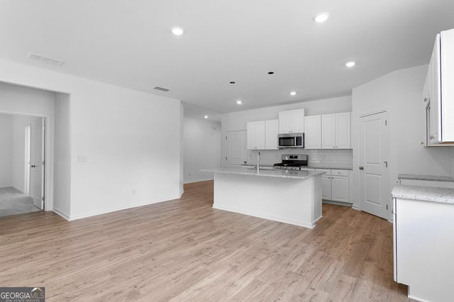 3655 Sagecrest Drive, Buford, GA 30519