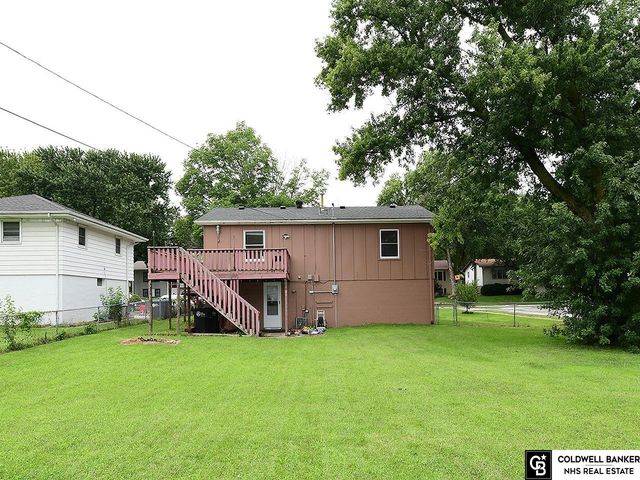 6917 N 65Th Avenue, Omaha, NE 68152