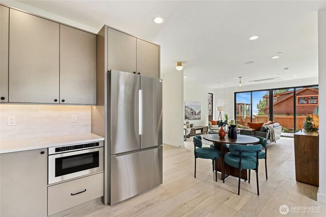 120 15th Avenue, Kirkland, WA 98033