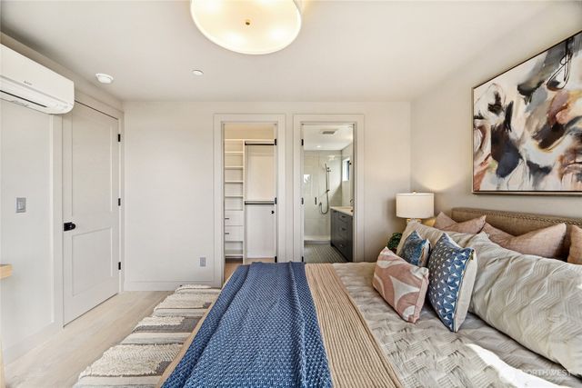 120 15th Avenue, Kirkland, WA 98033
