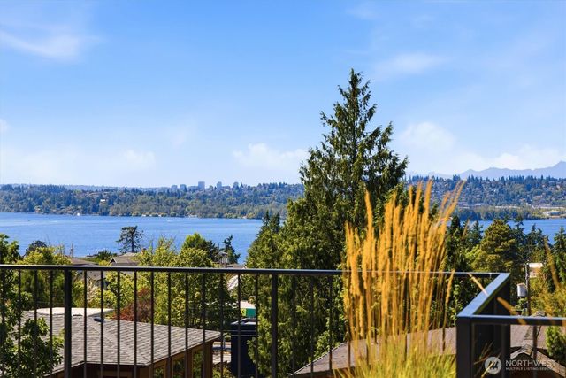 120 15th Avenue, Kirkland, WA 98033