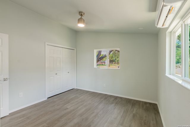 1560 Skyline Hls, Canyon Lake, TX 78133