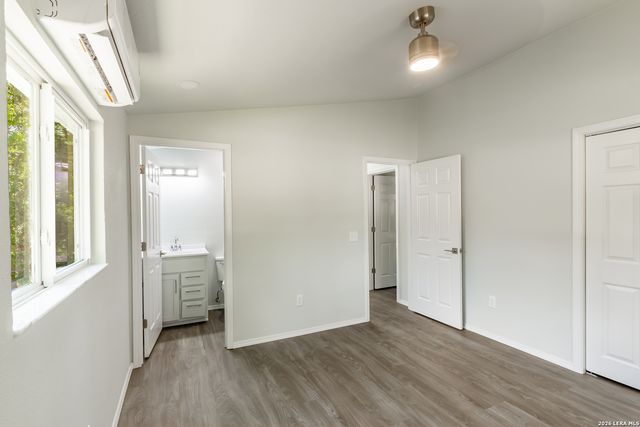 1560 Skyline Hls, Canyon Lake, TX 78133