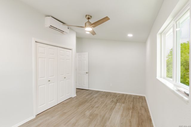 1560 Skyline Hls, Canyon Lake, TX 78133