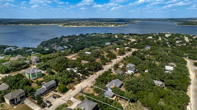 1560 Skyline Hls, Canyon Lake, TX 78133