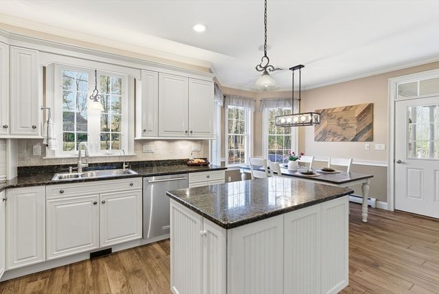 14 Salisbury Street, Grafton, MA 01519