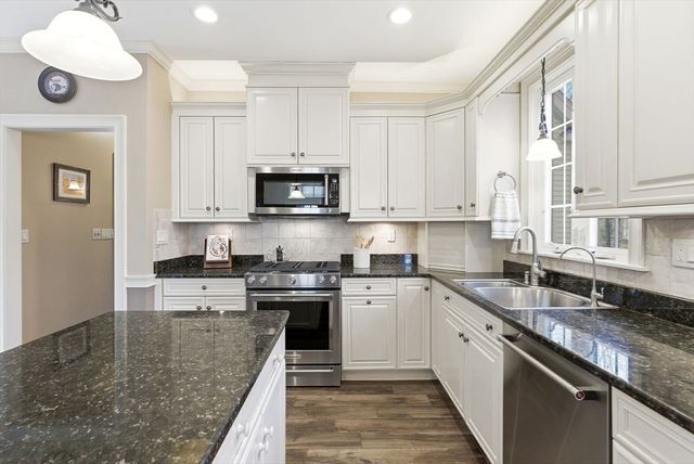 14 Salisbury Street, Grafton, MA 01519