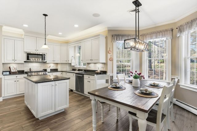 14 Salisbury Street, Grafton, MA 01519