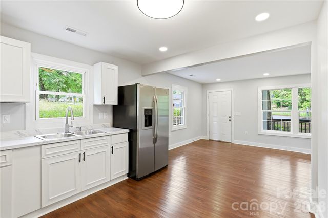 722 S Weldon Street, Gastonia, NC 28052