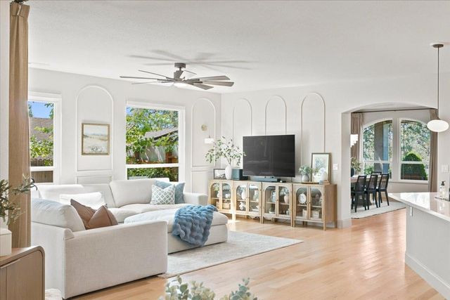 2861 Osborne Rd, Cameron Park, CA 95682