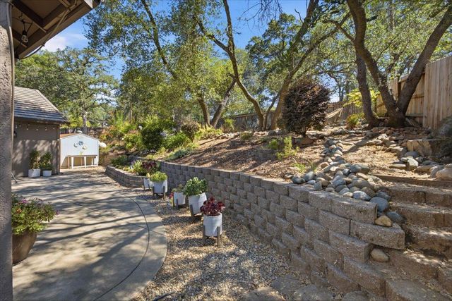 2861 Osborne Rd, Cameron Park, CA 95682
