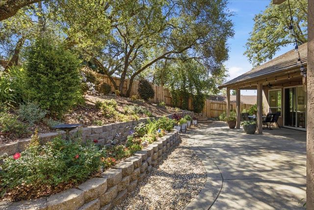 2861 Osborne Rd, Cameron Park, CA 95682