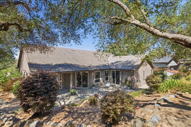 2861 Osborne Rd, Cameron Park, CA 95682