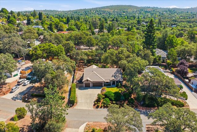 2861 Osborne Rd, Cameron Park, CA 95682