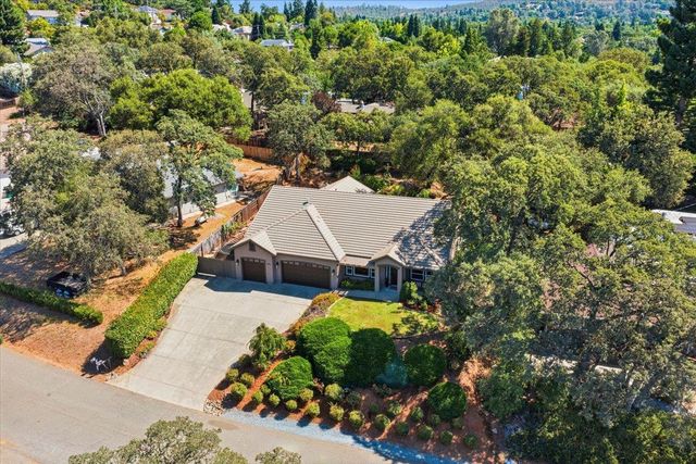 2861 Osborne Rd, Cameron Park, CA 95682