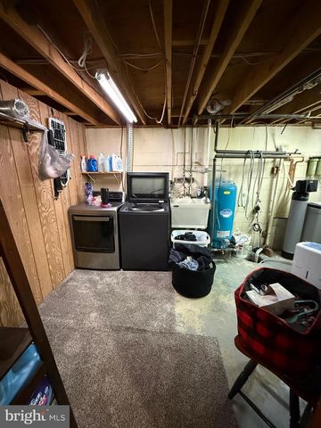 679 BALTHASER RD, Lenhartsville, PA 19534